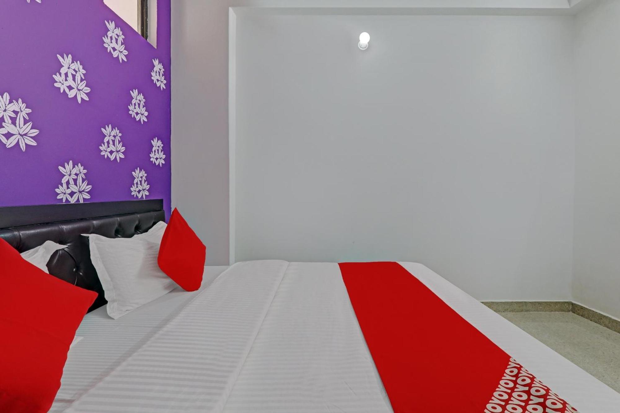 Hotel O Sparrow Nest Varanasi Exteriör bild