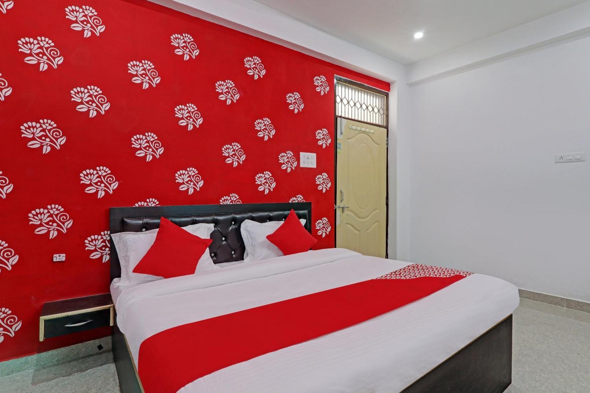 Hotel O Sparrow Nest Varanasi Exteriör bild